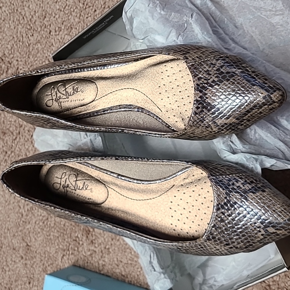 Life Stride Snakeskin Flats